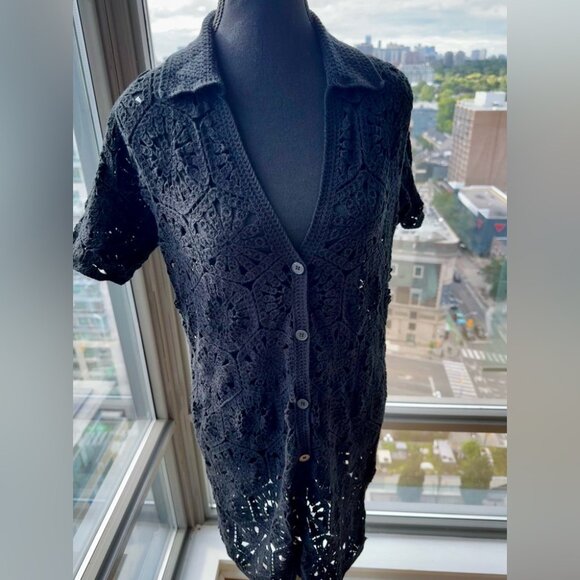 🆕 FARM Rio 🧿 NWOT Black Semisheer Floral Button-Up Crochet Cover-Up Dress, S - Picture 5 of 16
